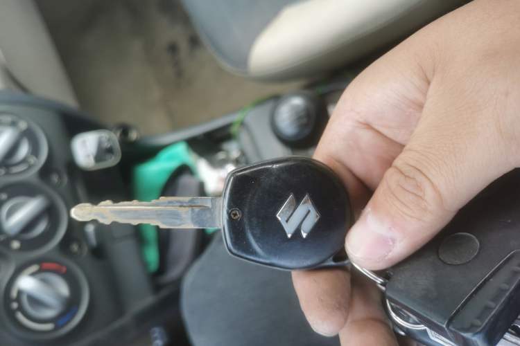Used Suzuki Alto 2012 1.0L Manual Utility Version
