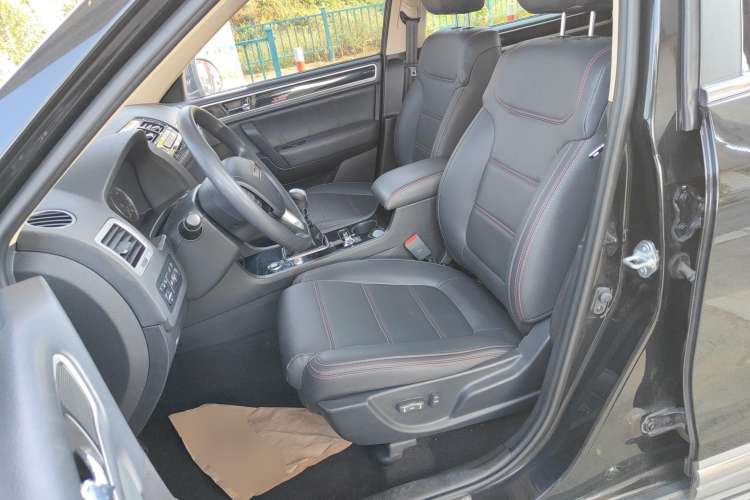 Used Yema T70 2016 Upgraded Model 1.5T Manual Luxury Version