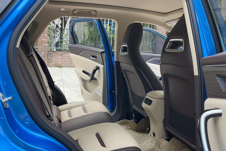 Used Bestune T77 2019 230 TID Automatic Luxury Version China VI Emission Standard