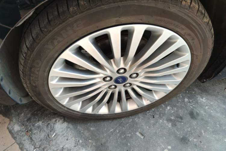 Used Ford Taurus 2018 EcoBoost 245 Premier Edition China VI Standard