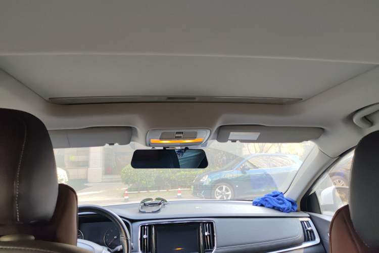 Used Roewe i6 2018 20T Manual Luxury Edition