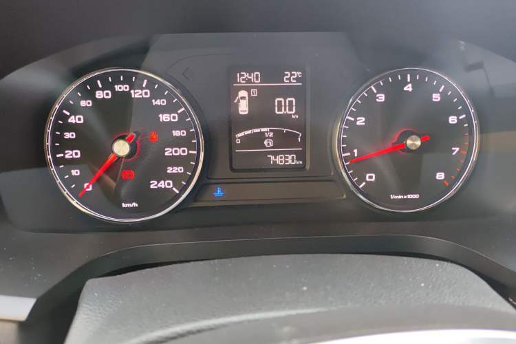 Used Roewe i6 2018 20T Manual Luxury Edition