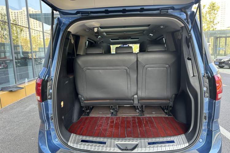 Used SAIC MAXUS G10 2016 2.0T Automatic Flagship Edition
