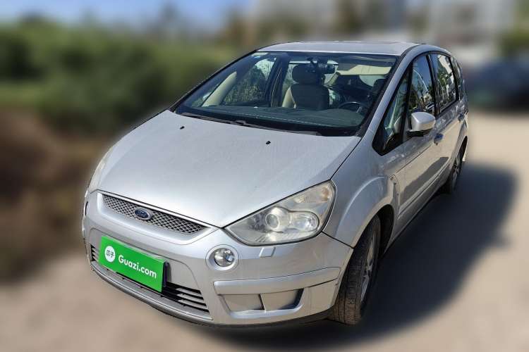 Used Ford 2008 2.3L 7-Seater Luxury Version
