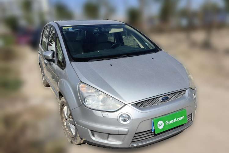 Used Ford  2008 2.3L 7-Seater Luxury Version