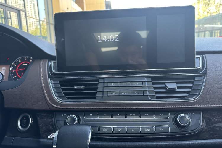 Used SAIC MAXUS G10 2016 2.0T Automatic Flagship Edition
