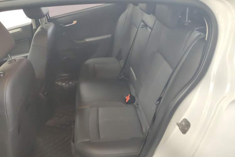 Used Qoros 3 2016 Sedan 1.6L Automatic Zhiyue Model
