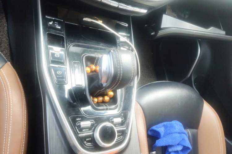 Used Soueast DX7 2018 1.5T Automatic Prestige Model