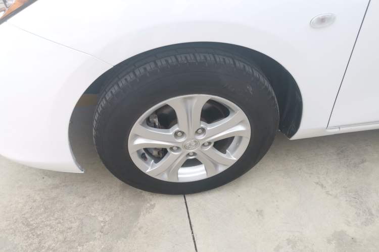 Used Mazda Mazda 3 2015 Hatchback 1.6L Manual Comfort Edition
