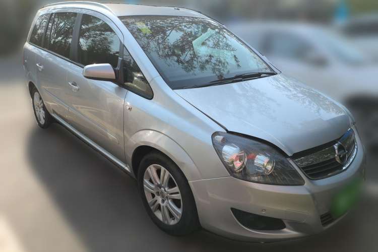 Used Opel Zafira 2010 1.8L MTA