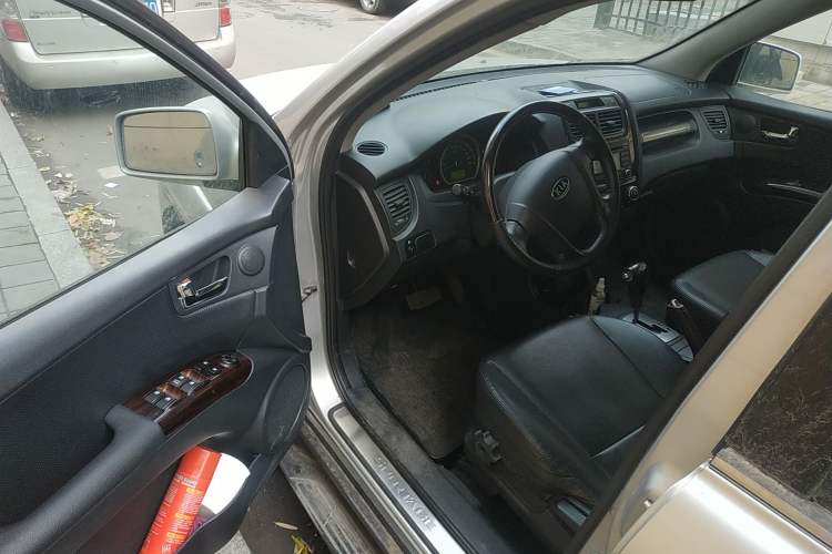 Used Kia Sportage 2011 2.0L Automatic Two-Wheel Drive GLS
