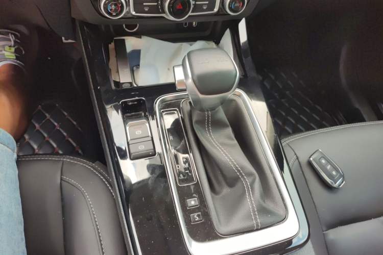 Used BAIC Off-Road BJ30 2021 1.5T Wolf Xiaoben Edition Gear Lever