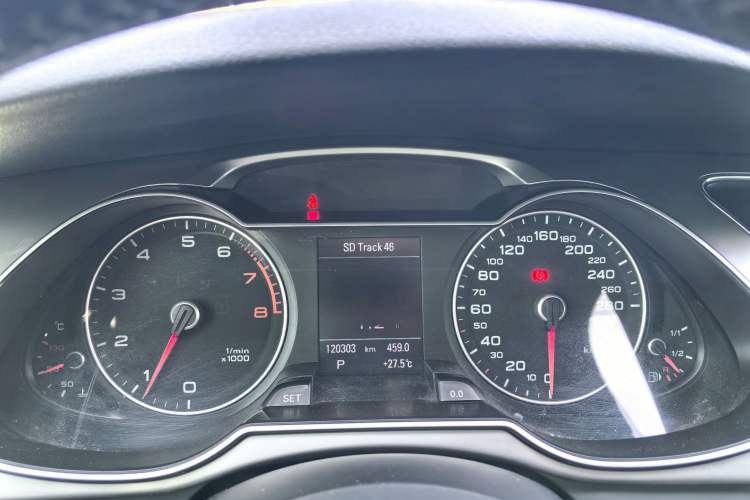 Used Audi A4 2013 40 TFSI allroad quattro Comfort model