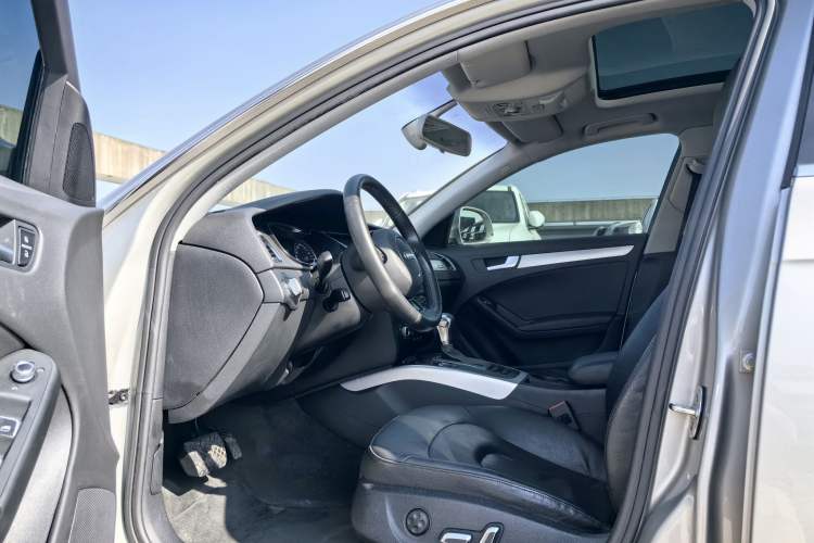 Used Audi A4 2013 40 TFSI allroad quattro Comfort model