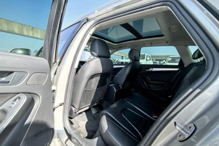 Used Audi A4 2013 40 TFSI allroad quattro Comfort model