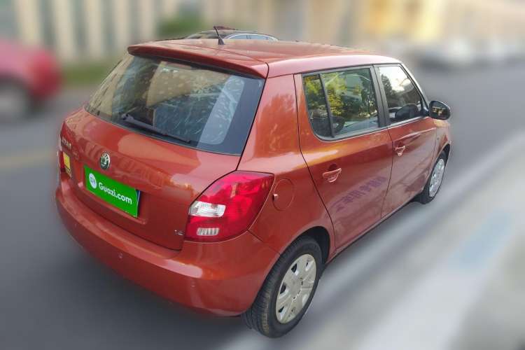 Used Skoda Fabia 2011 1.4L Manual Crystal Edition
