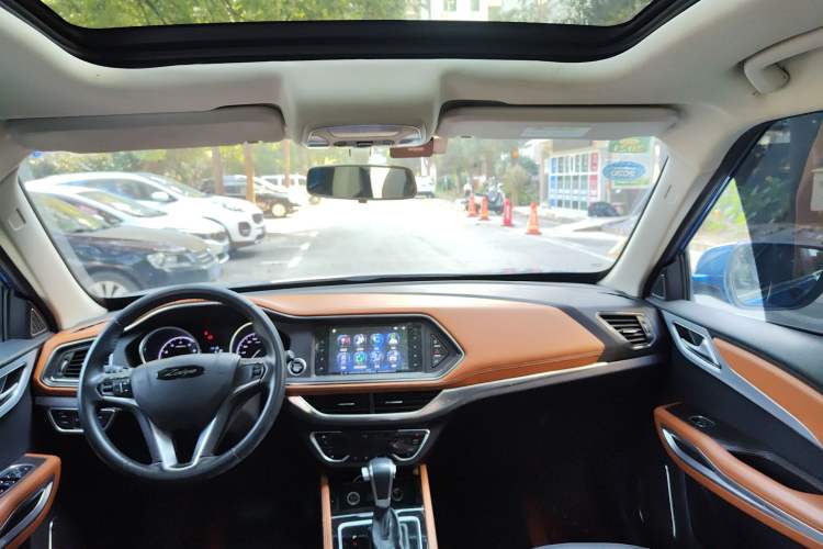 Used Zotye T300 2017 1.5T CVT Luxury Model
