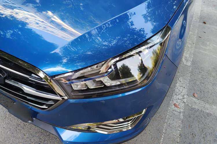 Used Zotye T300 2017 1.5T CVT Luxury Model
