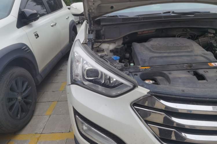 Used Hyundai  2013 2.2T 4x4 Luxury Edition 7-Seater
