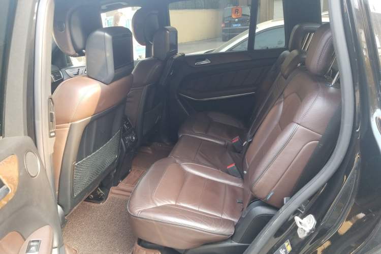 Used Mercedes-Benz GL-Class 2013 GL 500 4MATIC Left Rear Seat