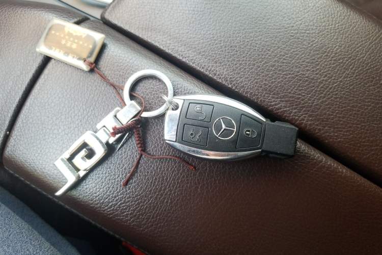 Used Mercedes-Benz GL-Class 2013 GL 500 4MATIC Vehicle Key