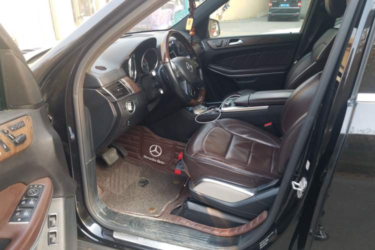 Used Mercedes-Benz GL-Class 2013 GL 500 4MATIC Driver Seat