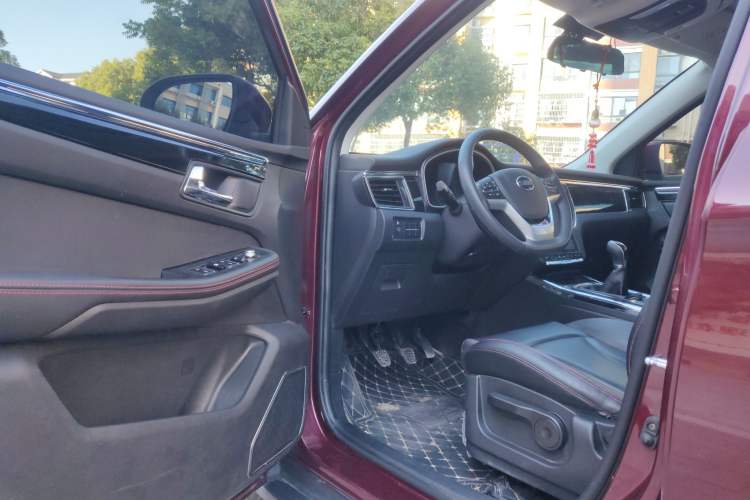 Used SWM G05 2019 2.0L Manual Luxury Edition