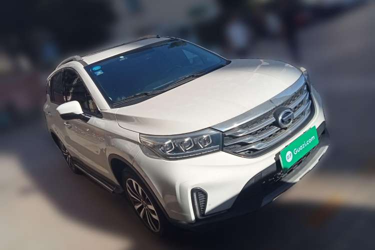 Used GAC Trumpchi GS4 New Energy 2019 1.5L PHEV Deluxe Edition Front Right 45 Deg