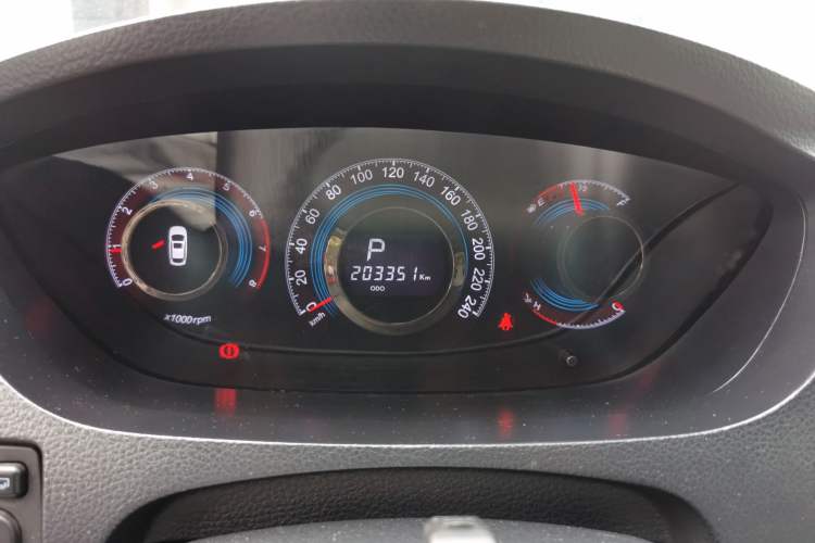 Used Luxgen Great 7 SUV 2014 2.2T Two-Wheel-Drive Smart Version
