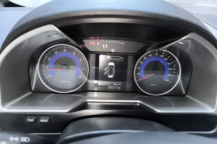 Used Geely Auto Emgrand 2014 Sedan 1.5L Manual Elite Model Instrument Cluster