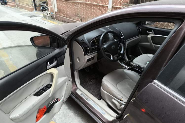 Used Geely Auto Emgrand 2014 Sedan 1.5L Manual Elite Model Driver Seat