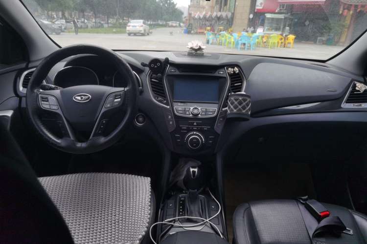 Used Hyundai  2013 2.2T 4x4 Luxury Edition 7-Seater
