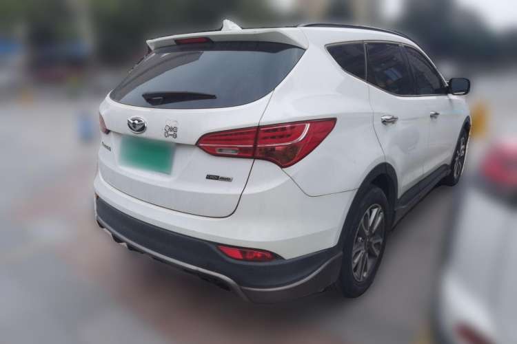 Used Hyundai  2013 2.2T 4x4 Luxury Edition 7-Seater
