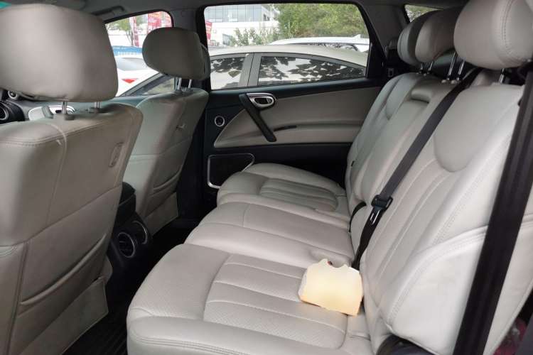 Used Luxgen Great 7 SUV 2014 2.2T Two-Wheel-Drive Smart Version
