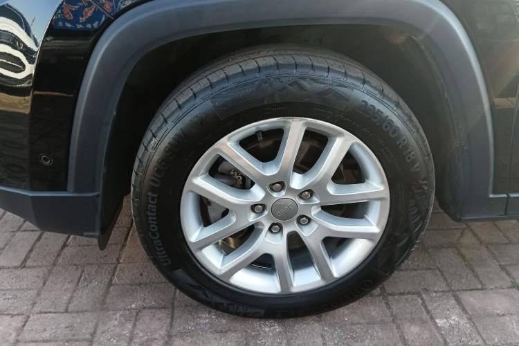 Used Jeep Commander 2018 2.0T Two-Wheel Drive Enjoy Edition China V