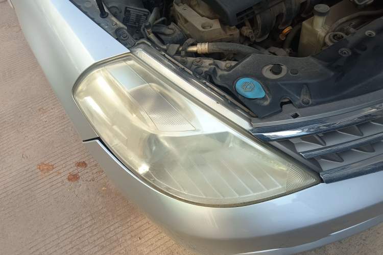 Used Nissan Tiida Sedan 2008 1.6L Manual Fashion Edition