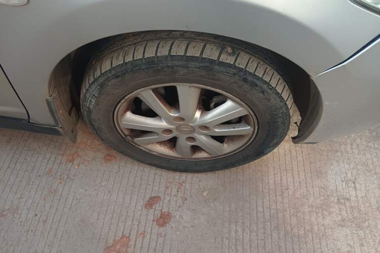 Used Nissan Tiida Sedan 2008 1.6L Manual Fashion Edition