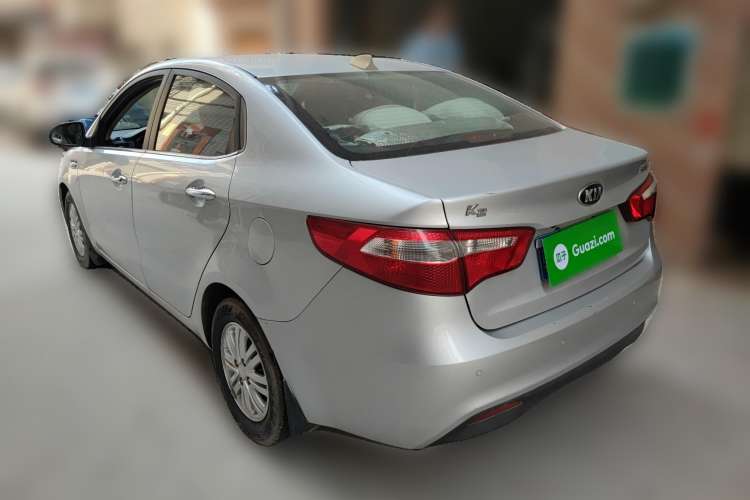 Used Kia K2 2012 Sedan 1.4L MT GLS Commemorative Edition