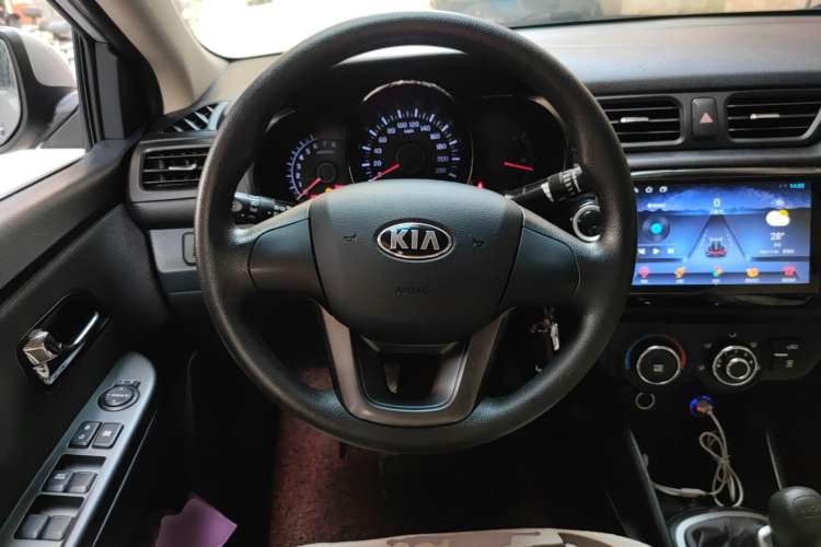 Used Kia K2 2012 Sedan 1.4L MT GLS Commemorative Edition