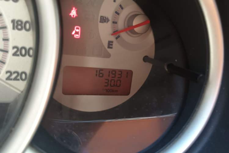 Used Nissan Tiida Sedan 2008 1.6L Manual Fashion Edition