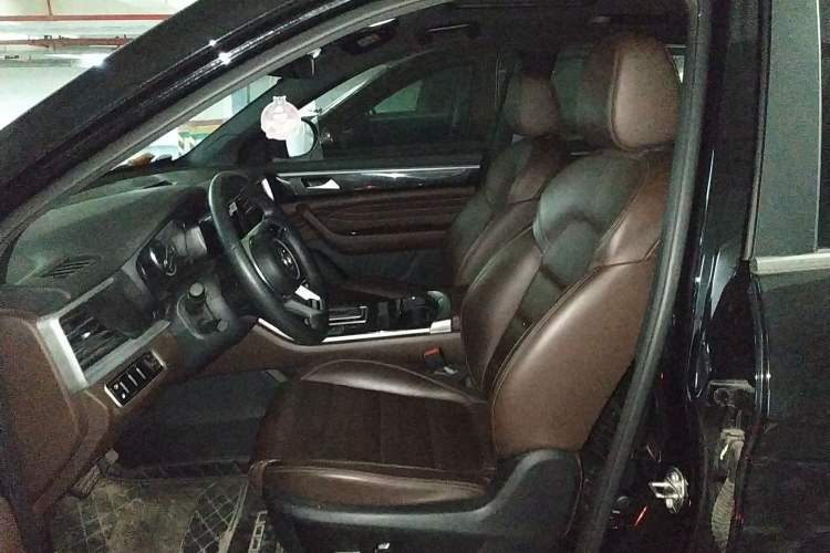 Used Dongfeng Fengon ix7 2020 2.0 TGDI Automatic All-Wheel-Drive Pioneer Edition