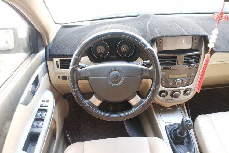 Used Buick Excelle 2011 1.6 LX-MT
