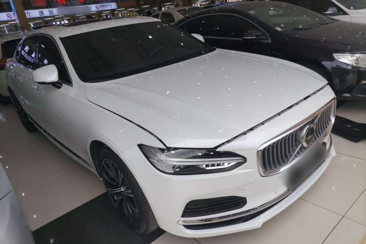 Used Volvo S90 New Energy 2021 T8 eDrive Hybrid Zhiyi Luxury Edition
