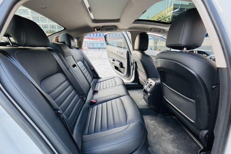 Used Citroen C6 2021 400THP Comfort Edition