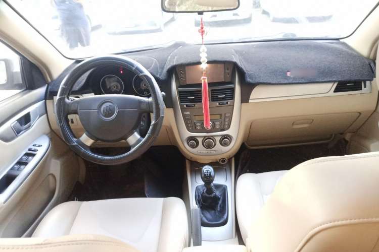 Used Buick Excelle 2011 1.6 LX-MT
