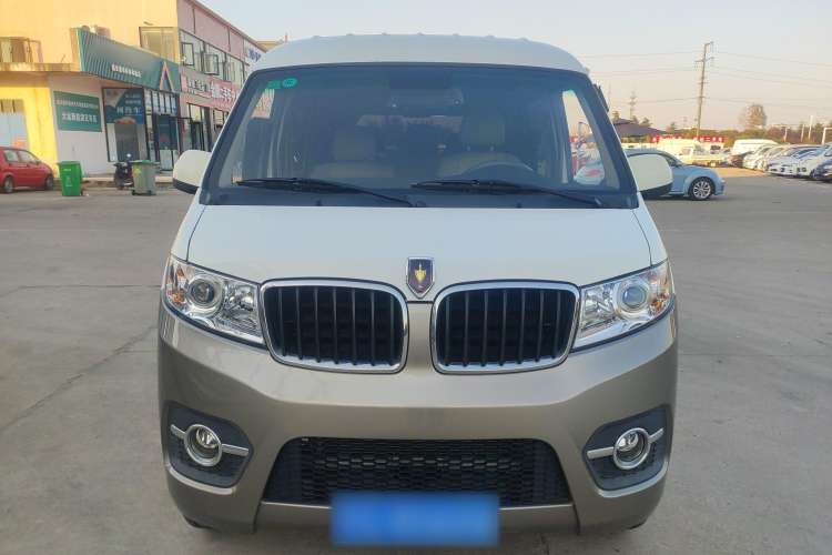 Used Jinbei Hiace X30 2022 1.5L Business-Class Central Air-Conditioned Coach China VI Standard SWC15M
