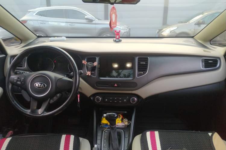 Used Kia  2013 2.0L 7-Seater Automatic Standard Version China IV Standard
