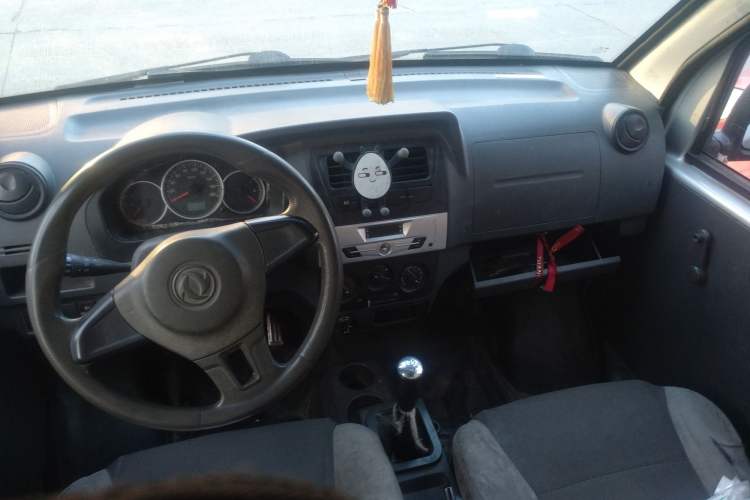 Used Dongfeng Xiaokang K07S 2016 1.2L Practical Version DK12-10
