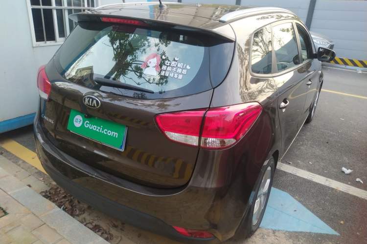 Used Kia  2013 2.0L 7-Seater Automatic Standard Version China IV Standard
