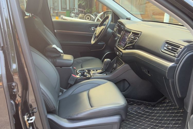 Used Jeep Commander 2018 2.0T Four-wheel Drive Premium Edition China VI
